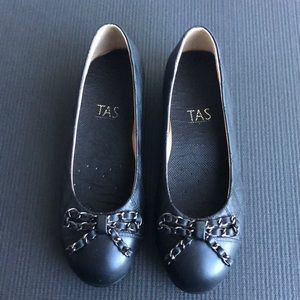 TAS genuine black leather flats